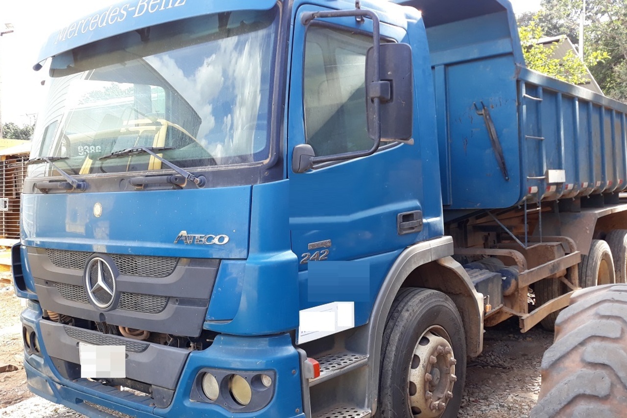 MB2426 Mercedes Benz - 12/12